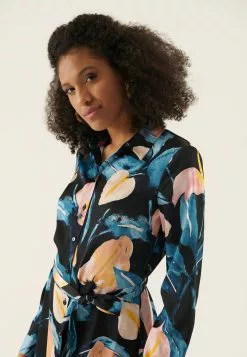 Anna Field Robe De Jour - Blue/Pink -Hauts Boutique 04ab2c3d601642539d41b89ff812efb5