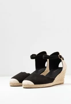 Escarpins Compensés - Black -Hauts Boutique 098ab13bdf004850bc77d5a6dd40b911