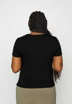 Curvy Front Lace - T-Shirt Basique - Black 7 Curvy Front Lace - T-Shirt Basique - Black -Hauts Boutique 0beafd62b3f64d9b9af09bdaf0b5735f