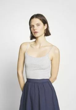 Anna Field 3Er Pack - Débardeur - White/Navy/Light Grey 10 Anna Field 3Er Pack - Débardeur - White/Navy/Light Grey -Hauts Boutique 0e2da5d033314ab69bd7b99f581c9dfb