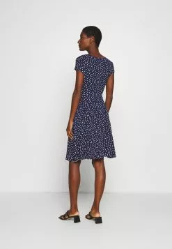 Anna Field Robe En Jersey - Maritime Blue/White 9 Anna Field Robe En Jersey - Maritime Blue/White -Hauts Boutique 25e0ef750cc5463b947a515d72650840