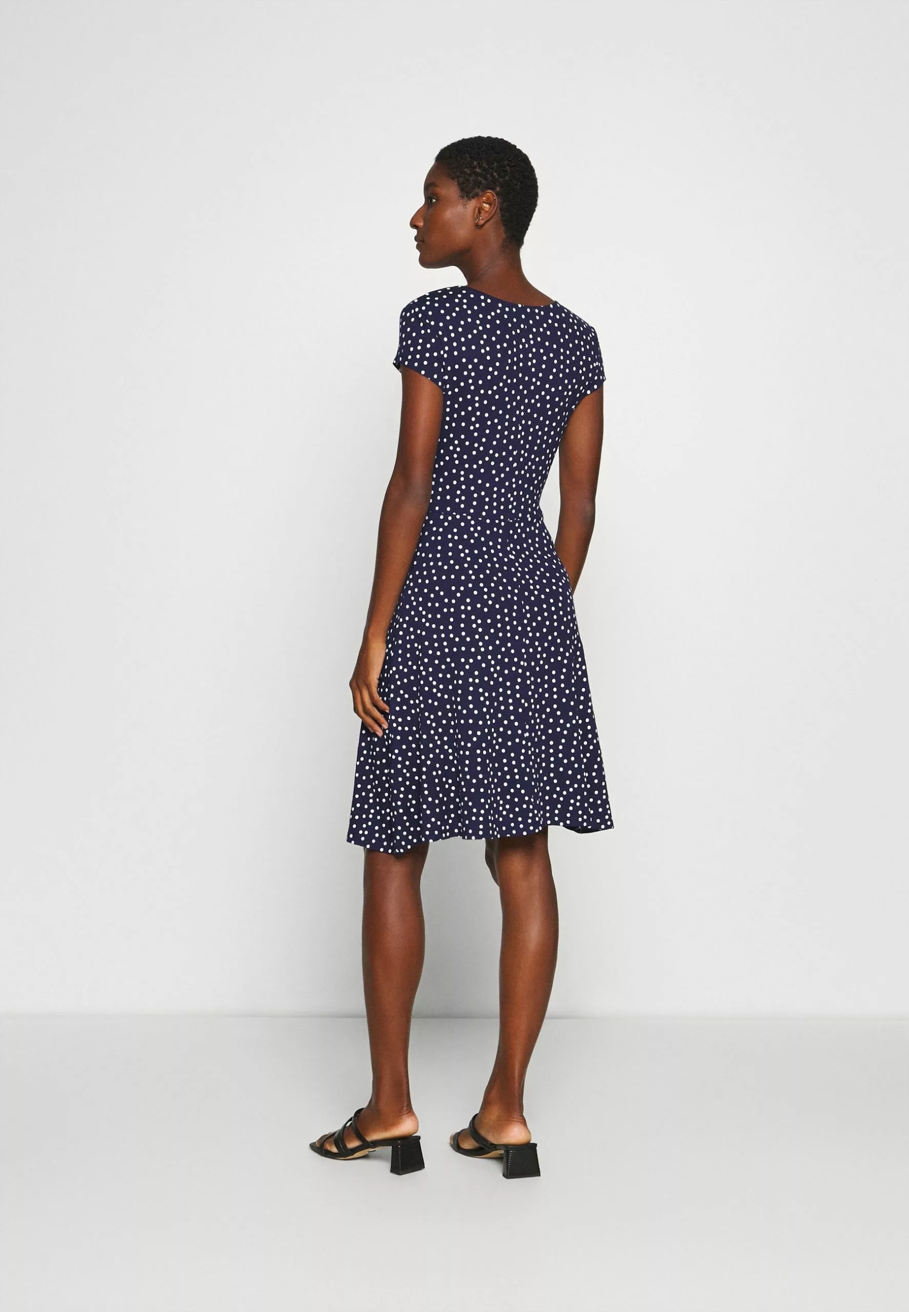 Anna Field Robe En Jersey - Maritime Blue/White 3 Anna Field Robe En Jersey - Maritime Blue/White – Image 3