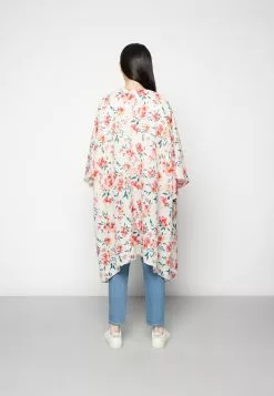 Anna Field Cape - Red -Hauts Boutique 2b2469eaa33d4542bc2030705707f1d3