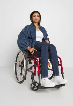 Anna Field T-Shirt Basique - White -Hauts Boutique 3a3e19e760ed4b7a9c07dc9de37711ab