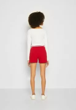 Anna Field Short - Dark Red -Hauts Boutique 3cc5fd48984047f8b8a14fd9d779d6b0