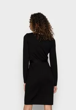 Anna Field Lace Insert V Neckline Loose Dress - Robe Pull - Black -Hauts Boutique 456cb8ebb1c44bd68a3b21b2d1991545