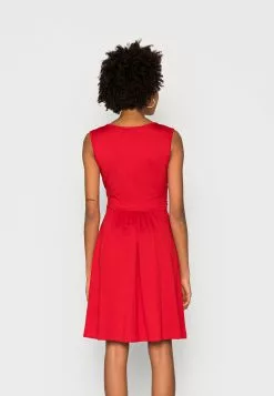 Anna Field Robe En Jersey - Red -Hauts Boutique 46051f93faa64a36b36346d59904e195
