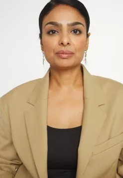 Anna Field T-Shirt Basique - Black -Hauts Boutique 494210007f7a4f2eabe046f05e3f66c4