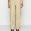 Cargo Trousers - Pantalon Classique - Beige