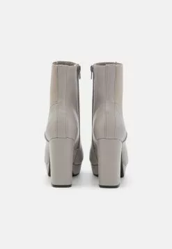 Bottines À Plateau - Grey -Hauts Boutique 5a50a609668d4b628d310a0ba5263c50