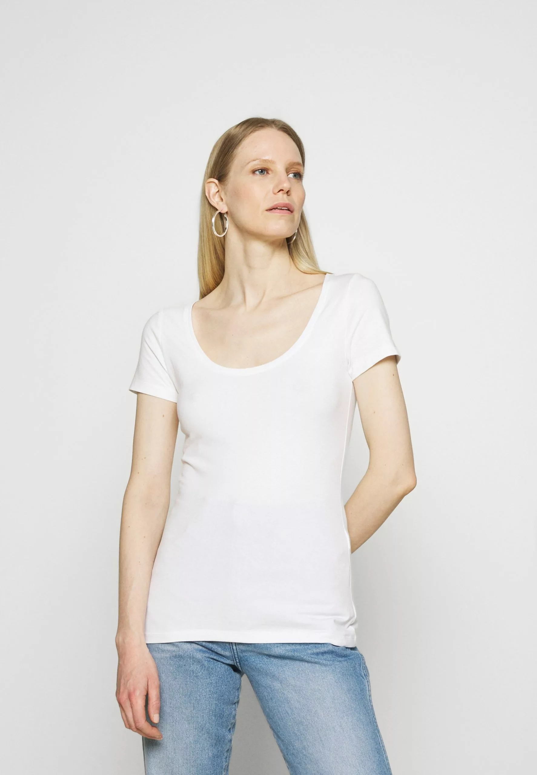 Anna Field 3 Pack - T-Shirt Basique - White 2 Anna Field 3 Pack - T-Shirt Basique - White – Image 2