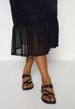 Sleeve Less Dress - Robe De Jour - Black -Hauts Boutique 66cc770b6d80438da3c7a44b4feb4309