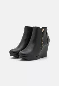Bottines À Plateau - Black -Hauts Boutique 6c04634f91504a6c8e771ab0e051126c
