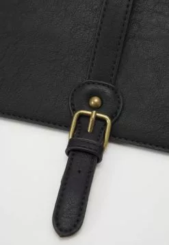 Anna Field Awh-Sust-Llsu8320 / 707 - Taupe - Sac Bandoulière - Black 9 Anna Field Awh-Sust-Llsu8320 / 707 - Taupe - Sac Bandoulière - Black -Hauts Boutique 717fa33d9d344f5a96472a2bf9e4362b