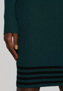 Anna Field Robe Pull - Dark Green/Black -Hauts Boutique 71854da98fa1410f99d2775df7f8ebc2