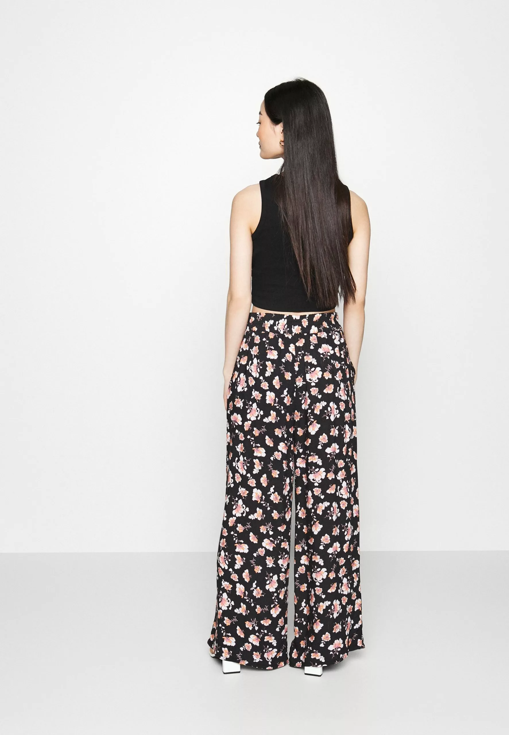 Summer Wide Legs - Pantalon Classique - Black 3 Summer Wide Legs - Pantalon Classique - Black – Image 3