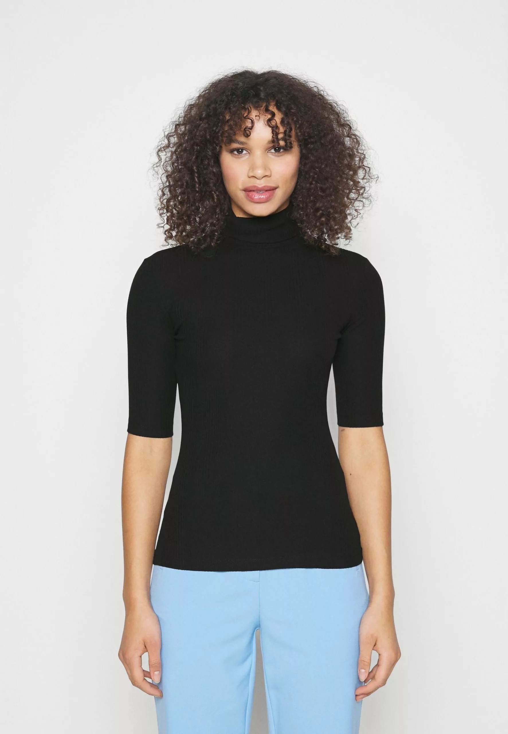 Slim Turtleneck Half Sleeves - T-Shirt Basique - Black