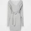 Anna Field Wrap V Ausschnitt Mini Strickkleid Mit Gürtel - Robe Fourreau - Mottled Grey