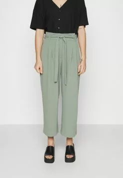 Circular Petite - Pantalon Classique - Green