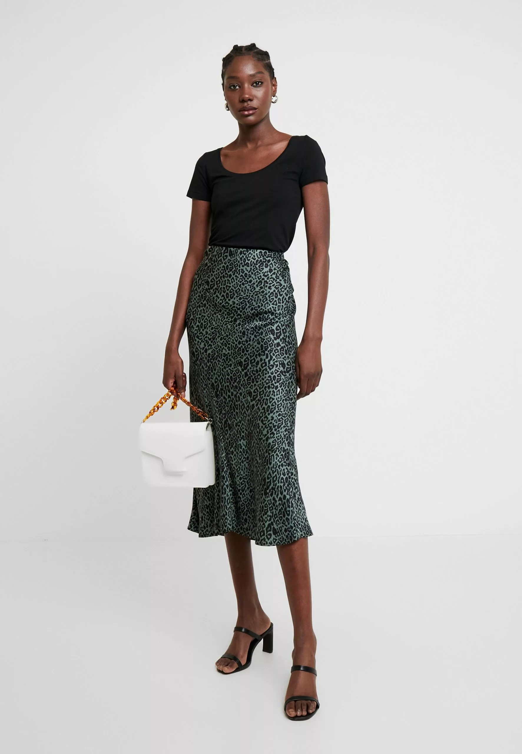 Anna Field 2 Pack - T-Shirt Basique - Black 2 Anna Field 2 Pack - T-Shirt Basique - Black – Image 2