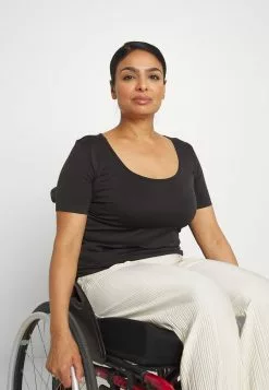 Anna Field T-Shirt Basique - Black -Hauts Boutique 93f0434dc9984823923cfee4103275ca