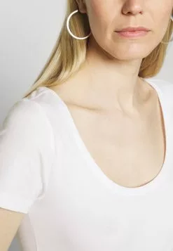 Anna Field 3 Pack - T-Shirt Basique - White 11 Anna Field 3 Pack - T-Shirt Basique - White -Hauts Boutique acda4862eac0412cbb3069af570c831f