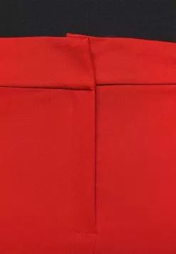 Stretch Trousers - Pantalon Classique - Red 9 Stretch Trousers - Pantalon Classique - Red -Hauts Boutique ae589774837545e5bacde054a8a02cec