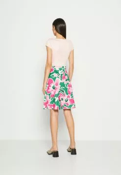 Anna Field Robe En Jersey - White/Green/Pink -Hauts Boutique ba9041b9cf1d4a9d950a4301e2a71117