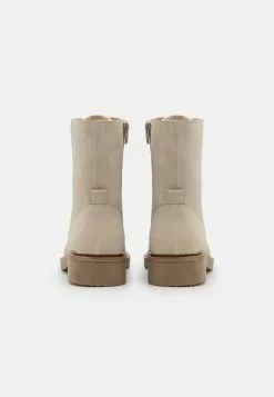 Leather - Bottines À Lacets - Beige -Hauts Boutique c0c4bf04f97c4b0c99ef912cadbf799c