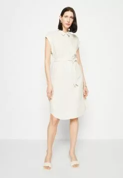 Anna Field Robe Chemise - Beige -Hauts Boutique d7b1631b480946edb8cc8437902673c9