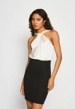 Anna Field Robe En Jersey - Off White/Black -Hauts Boutique e796f7ccf33146089ec448e6fd99829e