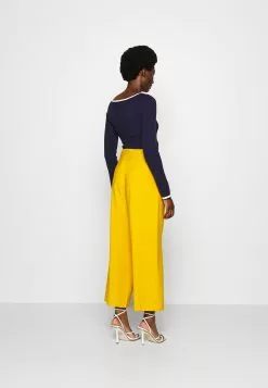 Anna Field Pantalon Classique - Dark Yellow -Hauts Boutique f44bd219adff4b22b7c91eb3bc15edb8