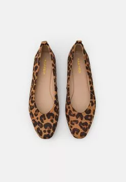 Leather - Ballerines - Black/Beige -Hauts Boutique fb13add4c5584eea907d85c3f32dbb8e